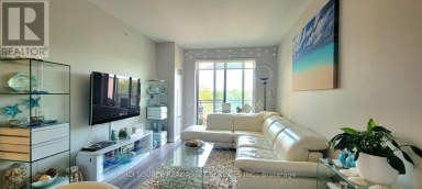 301 - 11611 YONGE STREET Richmond Hill (Jefferson) Ontario photo 2