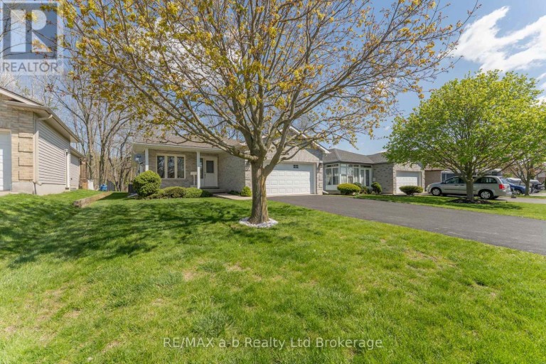 44 BEECH BOULEVARD, Tillsonburg, Ontario, N4G5R8