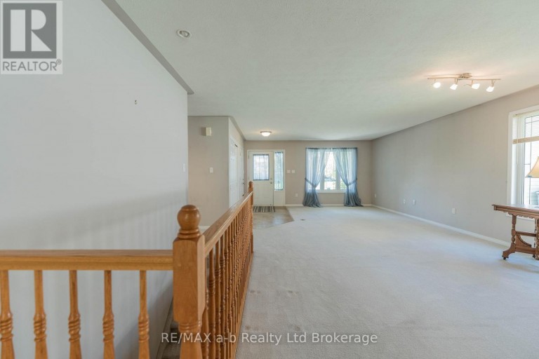 44 BEECH BOULEVARD, Tillsonburg, Ontario, N4G5R8