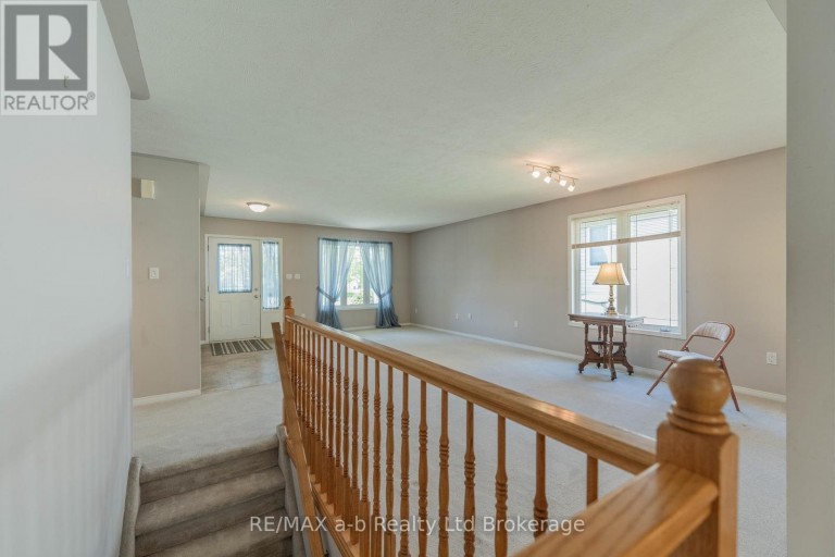 44 BEECH BOULEVARD, Tillsonburg, Ontario, N4G5R8