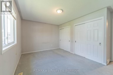 44 BEECH BOULEVARD Tillsonburg Ontario photo 18
