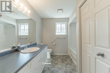 44 BEECH BOULEVARD Tillsonburg Ontario photo 19