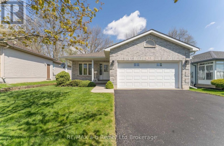 44 BEECH BOULEVARD, Tillsonburg, Ontario, N4G5R8