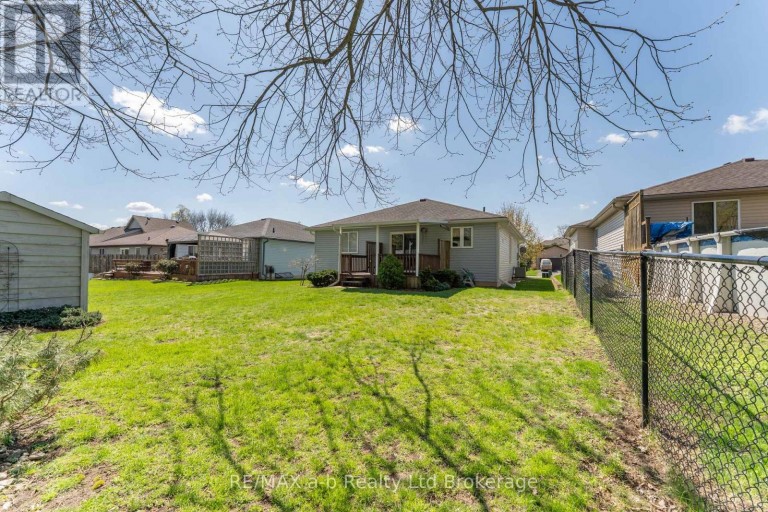 44 BEECH BOULEVARD, Tillsonburg, Ontario, N4G5R8