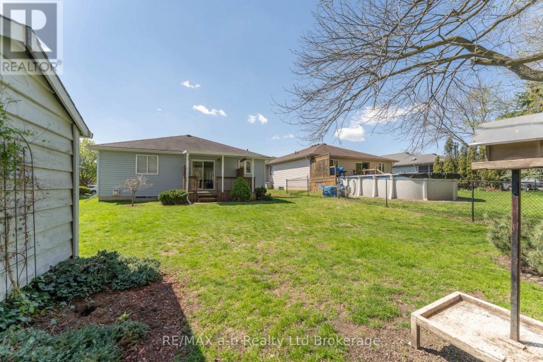 44 BEECH BOULEVARD, Tillsonburg, Ontario, N4G5R8