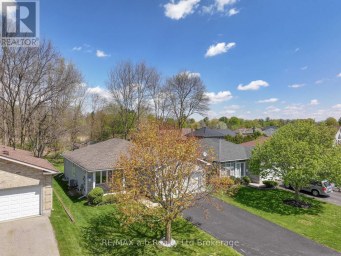 44 BEECH BOULEVARD Tillsonburg Ontario photo 38