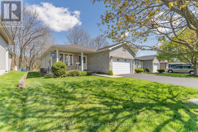 44 BEECH BOULEVARD, Tillsonburg, Ontario, N4G5R8