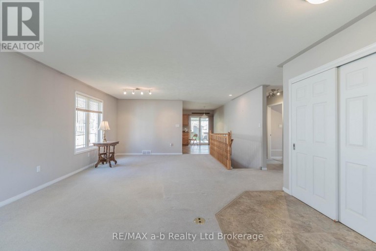 44 BEECH BOULEVARD, Tillsonburg, Ontario, N4G5R8