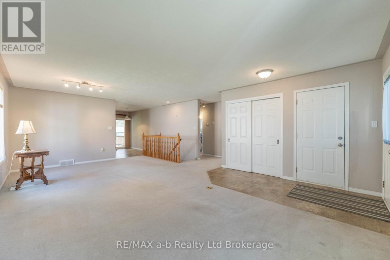 44 BEECH BOULEVARD, Tillsonburg, Ontario, N4G5R8