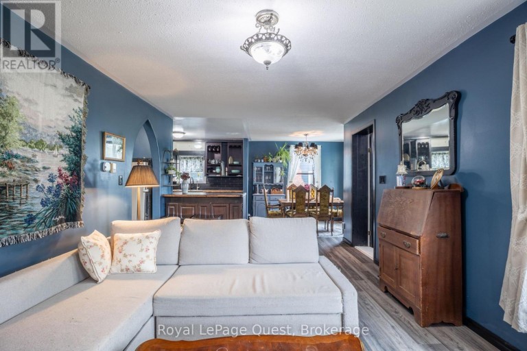22 CREIGHTON STREET S, Orillia, Ontario, L3V1A8