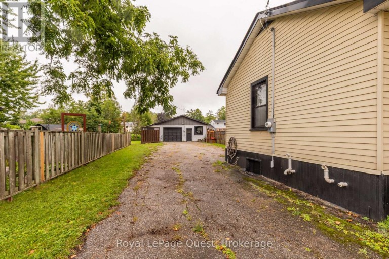 22 CREIGHTON STREET S, Orillia, Ontario, L3V1A8