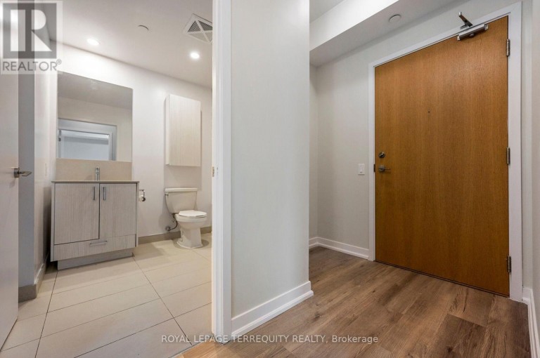 804 - 1787 ST CLAIR AVENUE W, Toronto (Weston-Pellam Park), Ontario, M6N0B7