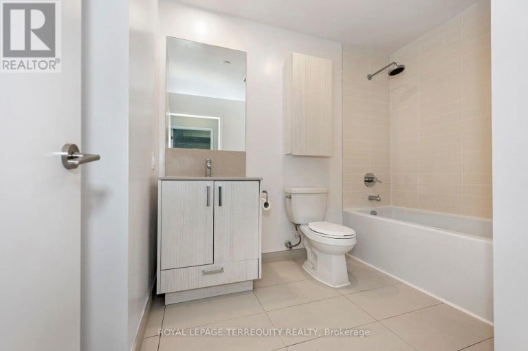 804 - 1787 ST CLAIR AVENUE W, Toronto (Weston-Pellam Park), Ontario, M6N0B7