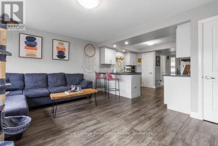 17 DEWAL PLACE, Belleville (Belleville Ward), Ontario, K8P0H3