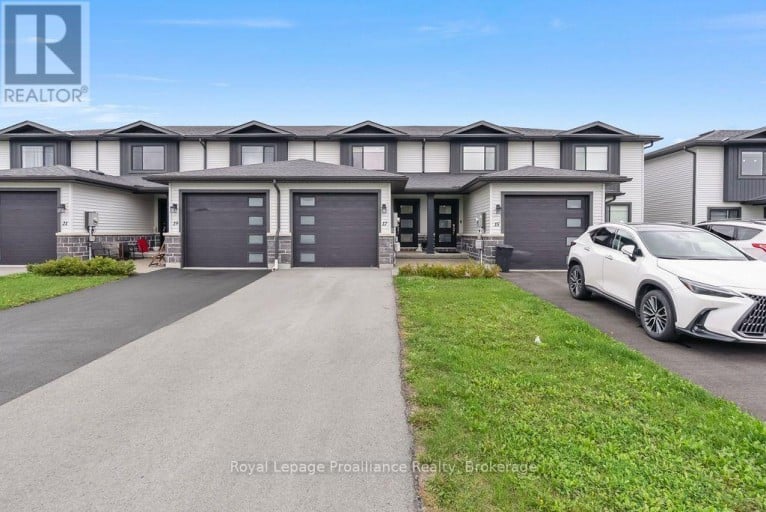 17 DEWAL PLACE, Belleville (Belleville Ward), Ontario, K8P0H3