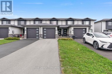 17 DEWAL PLACE Belleville (Belleville Ward) Ontario photo 2