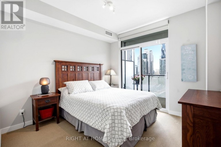 1801 - 1 MARKET STREET, Toronto (Waterfront Communities), Ontario, M5E0A2