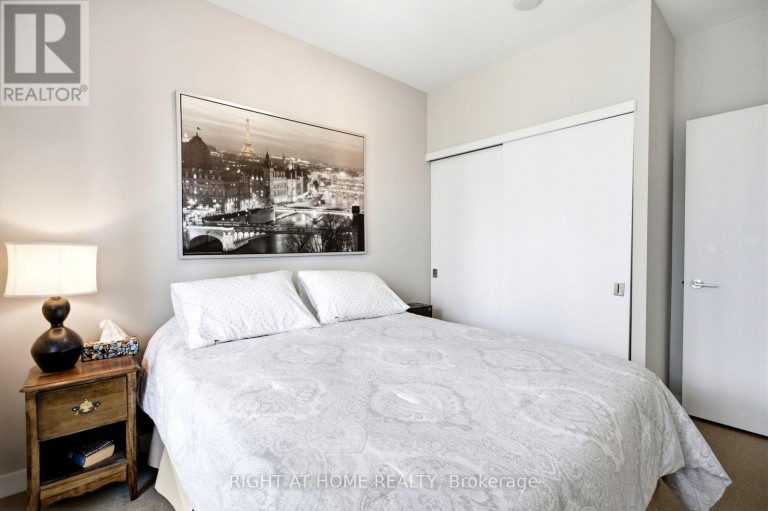 1801 - 1 MARKET STREET, Toronto (Waterfront Communities), Ontario, M5E0A2
