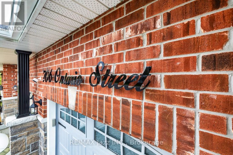 706 ONTARIO STREET, Cobourg, Ontario, K9A3C5