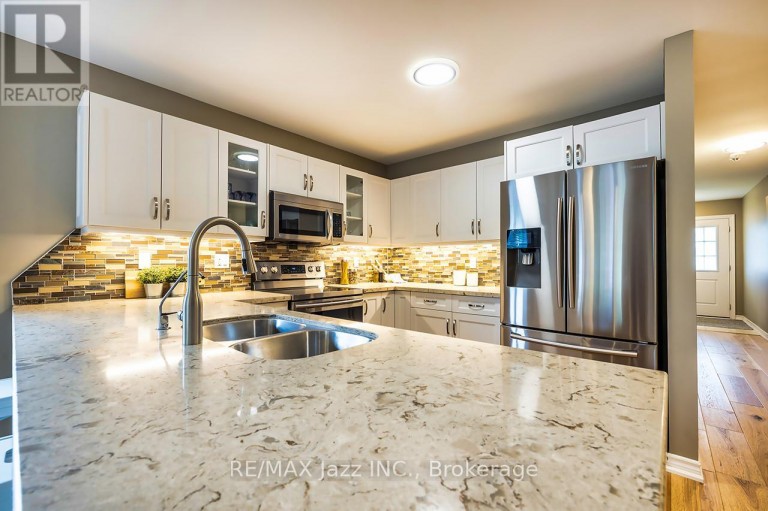 706 ONTARIO STREET, Cobourg, Ontario, K9A3C5