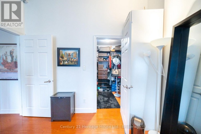 314 - 80 KING WILLIAM STREET, Hamilton (Beasley), Ontario, L8R0A1