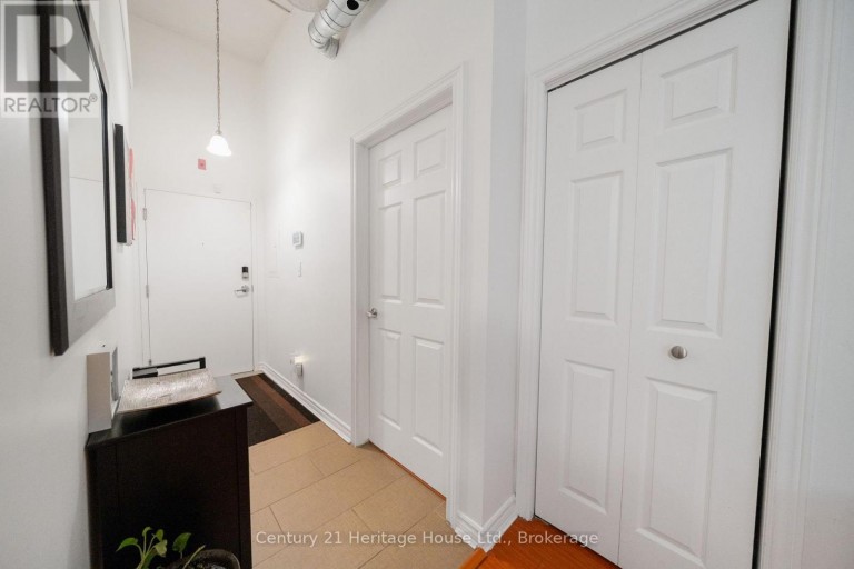 314 - 80 KING WILLIAM STREET, Hamilton (Beasley), Ontario, L8R0A1