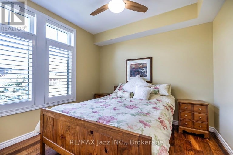 111 - 29 LAKEWOOD CRESCENT, Kawartha Lakes (Bobcaygeon), Ontario, K0M1A0