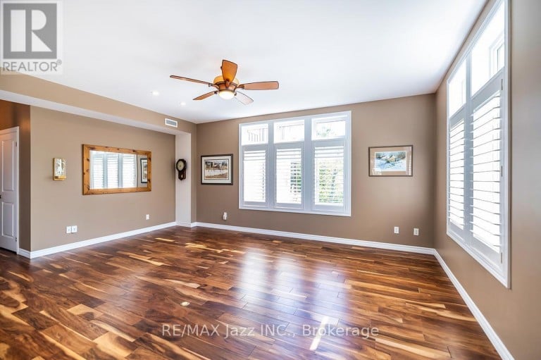 111 - 29 LAKEWOOD CRESCENT, Kawartha Lakes (Bobcaygeon), Ontario, K0M1A0