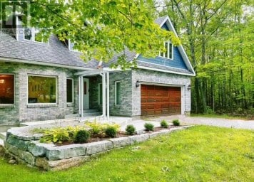 382 COUNTY RD 36 Trent Lakes Ontario photo 2