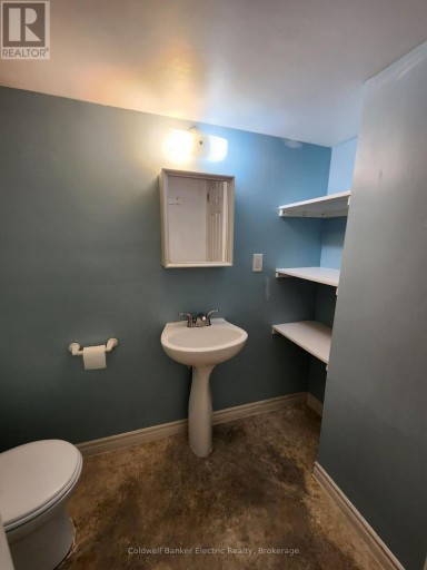 443 ARMOUR ROAD, Peterborough (Ashburnham Ward 4), Ontario, K9H1Y7