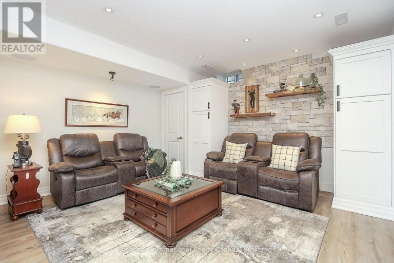 12 WHEELHOUSE CRESCENT, Collingwood, Ontario, L9Y0J9