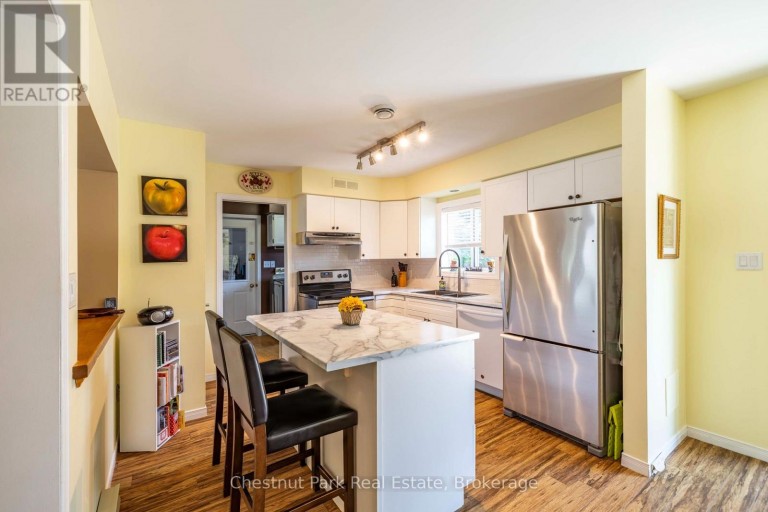 861 ARLINGTON STREET, Saugeen Shores, Ontario, N0H2C4