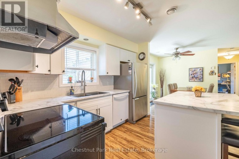 861 ARLINGTON STREET, Saugeen Shores, Ontario, N0H2C4