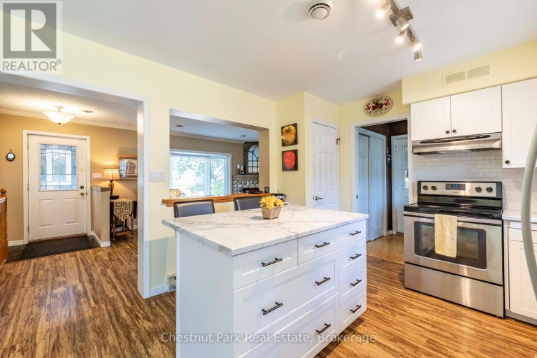 861 ARLINGTON STREET, Saugeen Shores, Ontario, N0H2C4