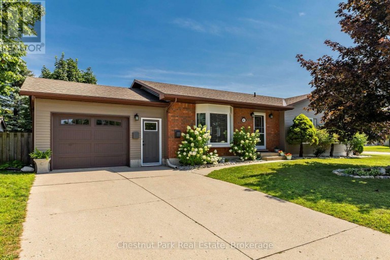 861 ARLINGTON STREET, Saugeen Shores, Ontario, N0H2C4