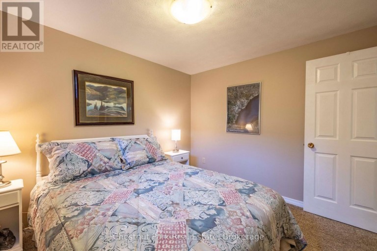 861 ARLINGTON STREET, Saugeen Shores, Ontario, N0H2C4