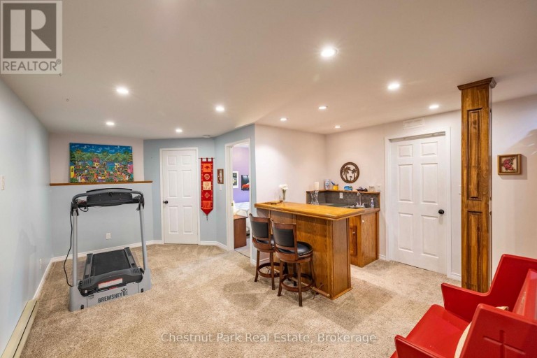 861 ARLINGTON STREET, Saugeen Shores, Ontario, N0H2C4