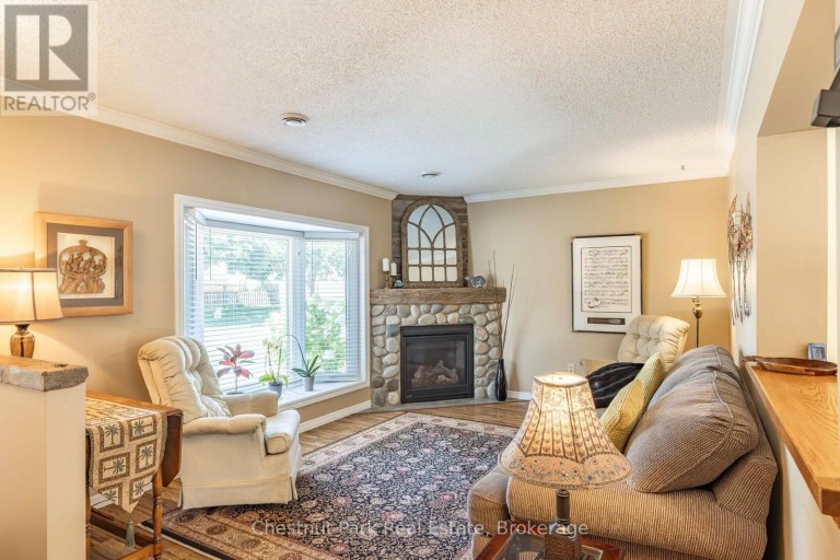 861 ARLINGTON STREET, Saugeen Shores, Ontario, N0H2C4