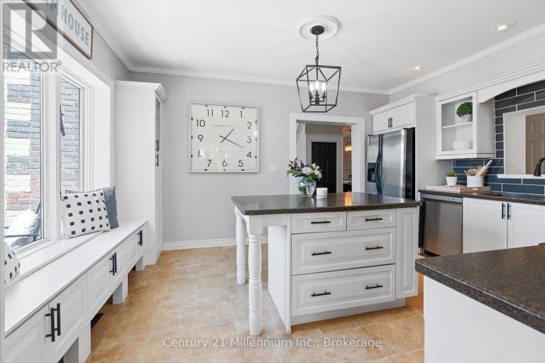 101774 GREY 5 ROAD, Georgian Bluffs, Ontario, N4K5N5