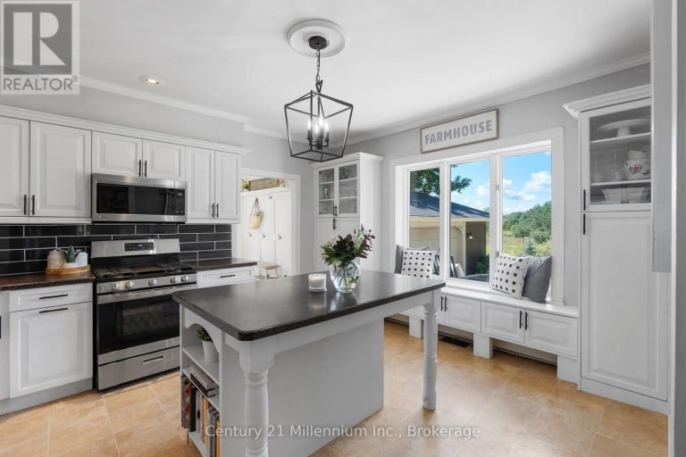 101774 GREY 5 ROAD, Georgian Bluffs, Ontario, N4K5N5