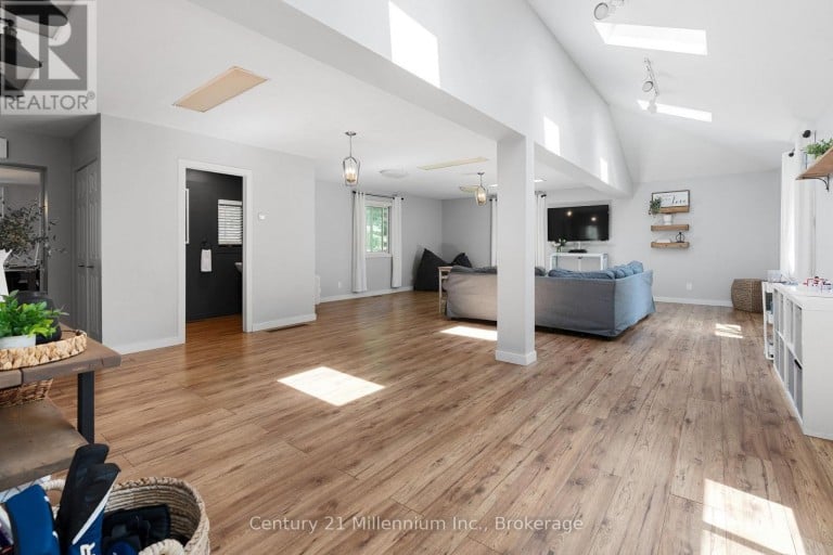 101774 GREY 5 ROAD, Georgian Bluffs, Ontario, N4K5N5