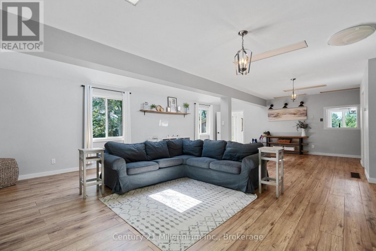 101774 GREY 5 ROAD, Georgian Bluffs, Ontario, N4K5N5