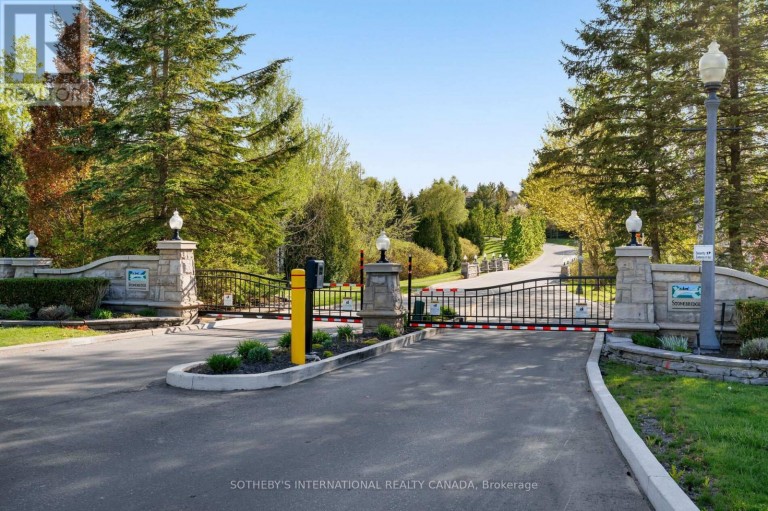 463 CROSSING BRIDGE PLACE, Aurora (Aurora Estates), Ontario, L4G7N1