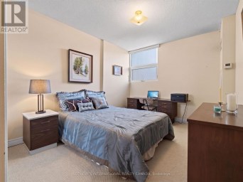 1001 - 299 MILL ROAD Toronto (Markland Wood) Ontario photo 14