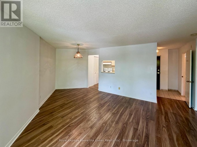 303 - 4 HERITAGE WAY, Kawartha Lakes (Lindsay), Ontario, K9V5Z2