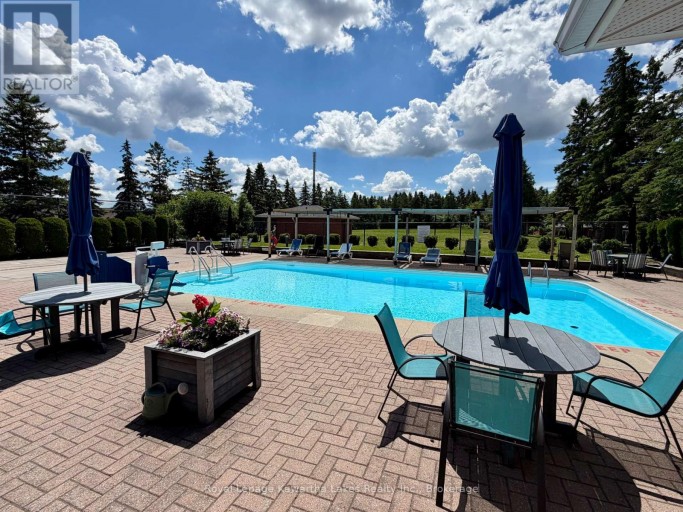 303 - 4 HERITAGE WAY, Kawartha Lakes (Lindsay), Ontario, K9V5Z2