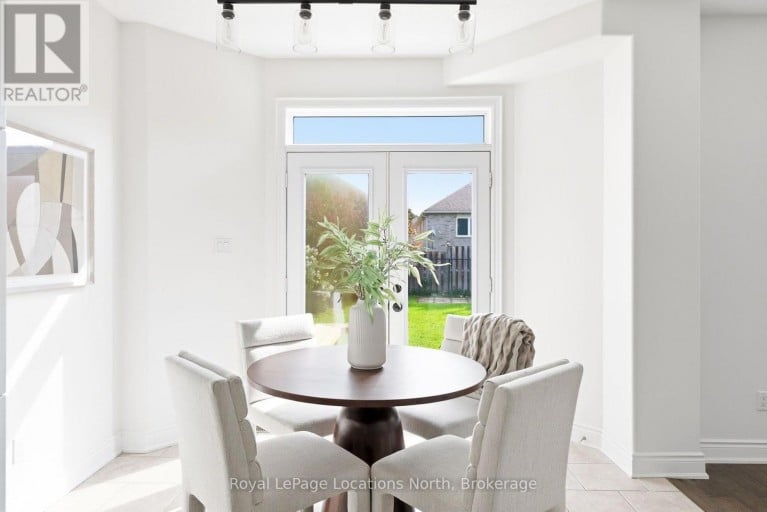 15 CLARK STREET, Collingwood, Ontario, L9Y0H9