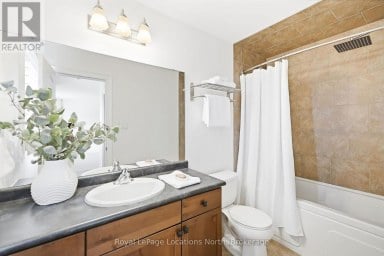 15 CLARK STREET Collingwood Ontario photo 21