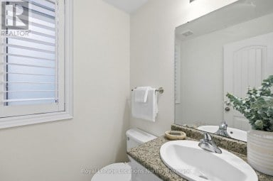 15 CLARK STREET Collingwood Ontario photo 6