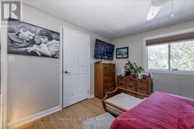 1 SMITHS LANE Midland Ontario photo 12